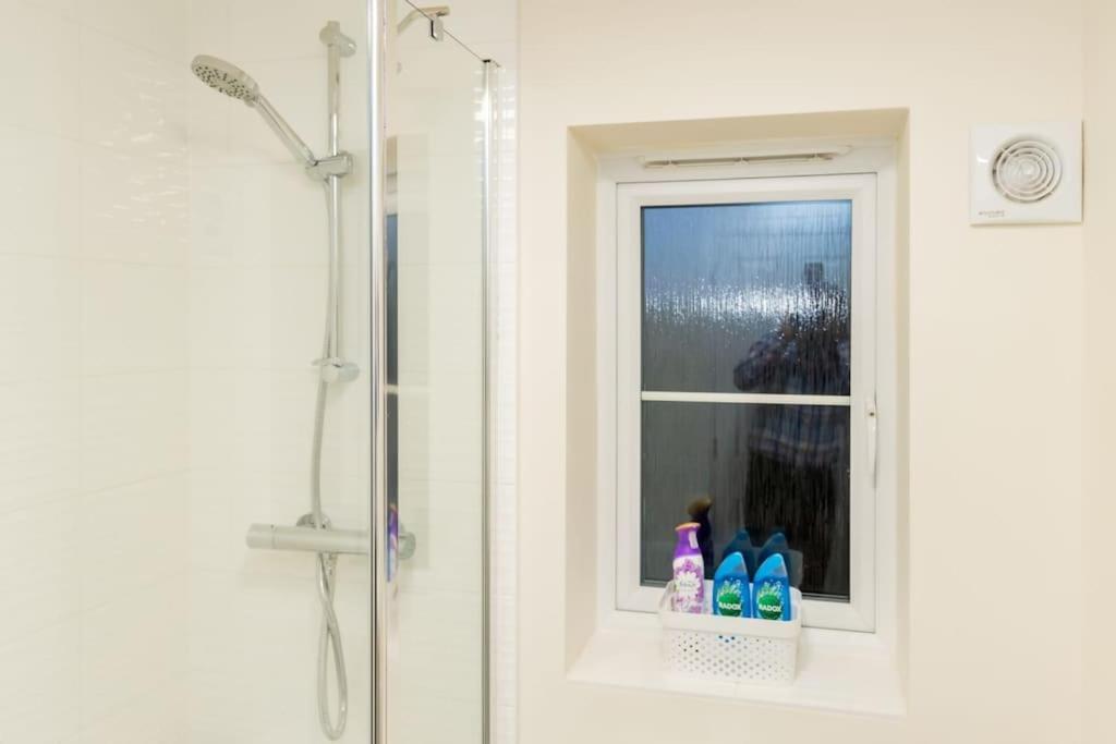 Villa Cozy 3 Bed Sasha House In Beeston Nottingham Esterno foto