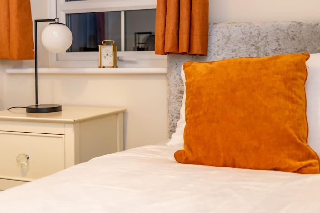 Villa Cozy 3 Bed Sasha House In Beeston Nottingham Esterno foto