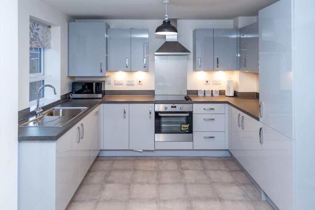 Villa Cozy 3 Bed Sasha House In Beeston Nottingham Esterno foto