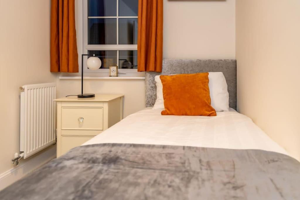 Villa Cozy 3 Bed Sasha House In Beeston Nottingham Esterno foto