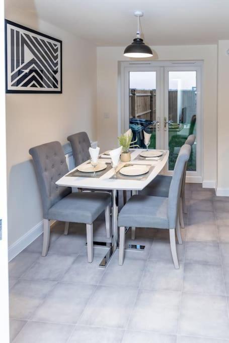 Villa Cozy 3 Bed Sasha House In Beeston Nottingham Esterno foto